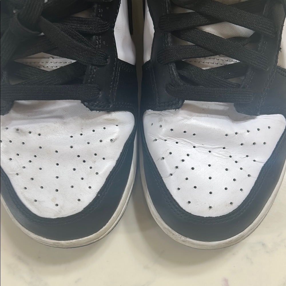 Nike Panda Sneakers in Black and White - Picture 5 of 13